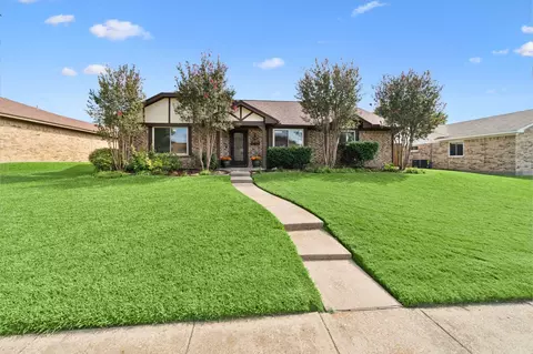 1020 Summertree Cir, Plano, TX 75025