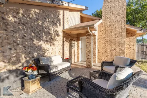 3153 Curry Ln, Abilene, TX 79605