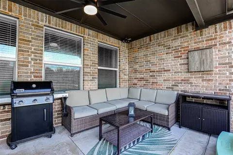 Exterior - 15140 Devonne Dr, Aledo, TX 76008 photo 2 of 3