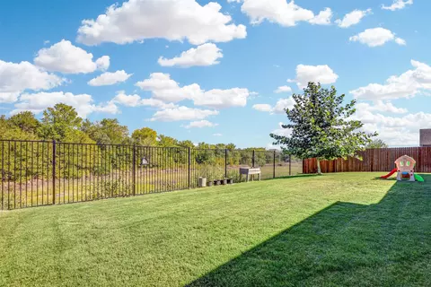 Exterior - 15140 Devonne Dr, Aledo, TX 76008 photo 3 of 3