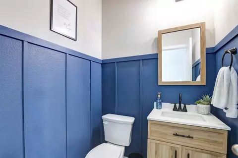 Bath - 15140 Devonne Dr, Aledo, TX 76008 photo 1 of 5