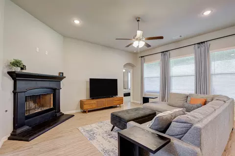Living - 15140 Devonne Dr, Aledo, TX 76008 photo 1 of 3