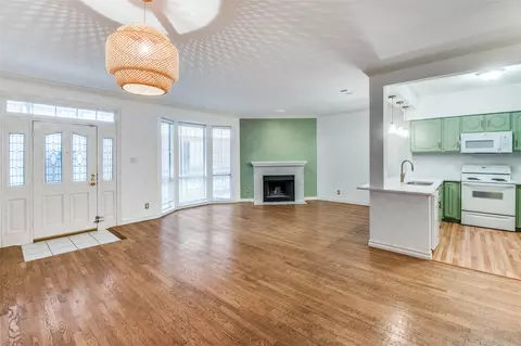 3208 Cole Ave #1204, Dallas, TX 75204