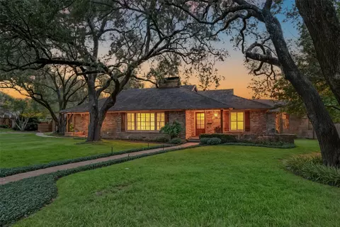 4237 Ranier Ct, Fort Worth, TX 76109