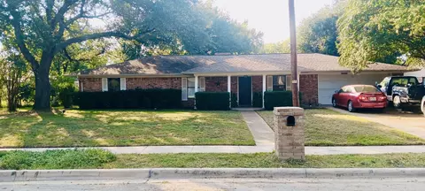 1322 Main St, Kaufman, TX 75142