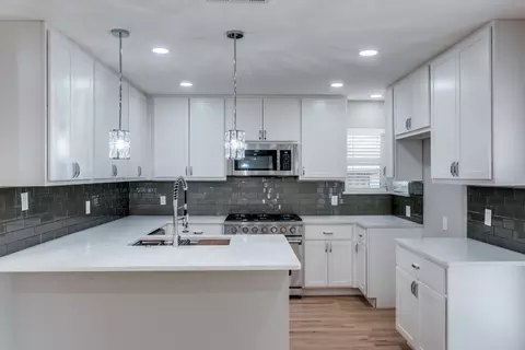 2542 Delmac Dr, Dallas, TX 75233