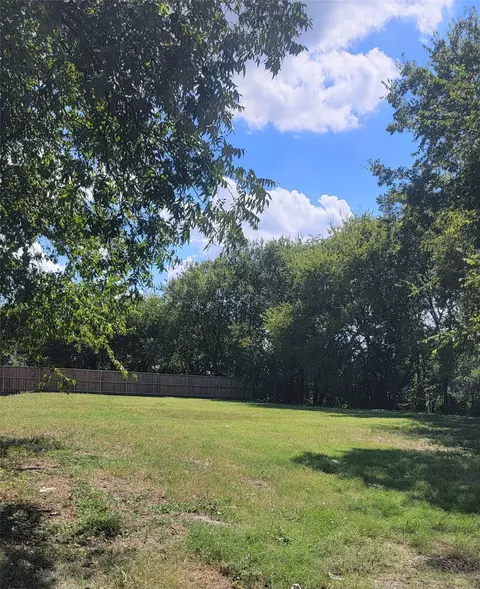 5518 Nomas St, Dallas, TX 75212
