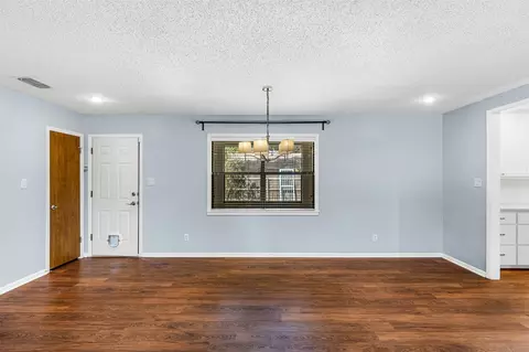 712 E 16th St, Cameron, TX 76520 photo 9