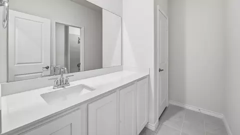 Bath - 2017 Eugene St, Anna, TX 75409 photo 4 of 4