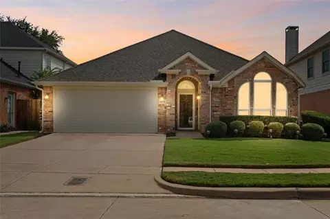 4404 Chris Dr, Fort Worth, TX 76244