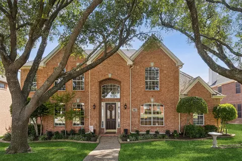 708 Forest Bend Dr, Plano, TX 75025