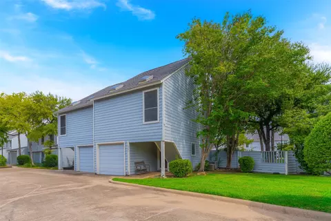 9200 Rodeo Dr, Irving, TX 75063