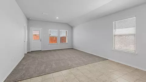 Living - 139 Mojave Rd, Boyd, TX 76023 photo 2 of 7