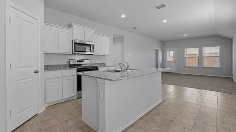 Kitchen - 139 Mojave Rd, Boyd, TX 76023 photo 1 of 4
