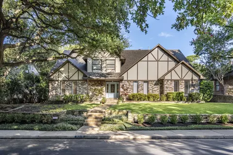 9215 Club Glen Dr, Dallas, TX 75243