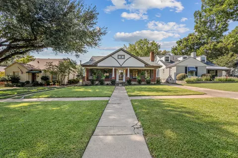 3533 Bellaire Dr S, Fort Worth, TX 76109