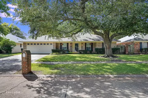 617 Turtle Creek Dr, Shreveport, LA 71115