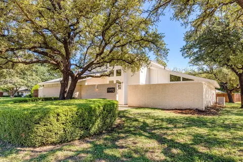 2401 Fairview Dr, Plano, TX 75075