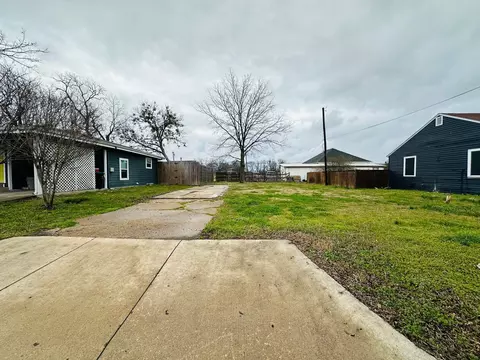 2412 First St, Caddo Mills, TX 75135