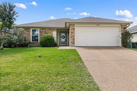 10605 Granada Dr, Waco, TX 76708