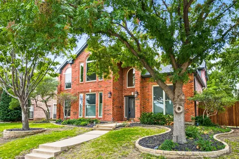 3905 Waynoka Dr, Carrollton, TX 75007
