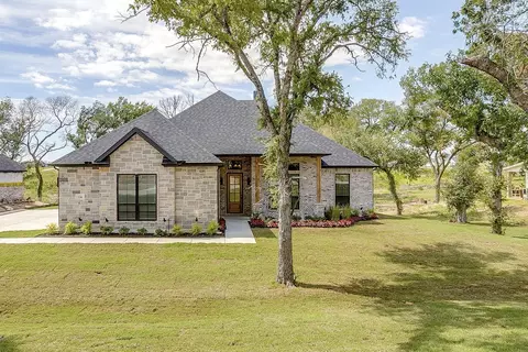 336 Slimp Blf, Azle, TX 76020