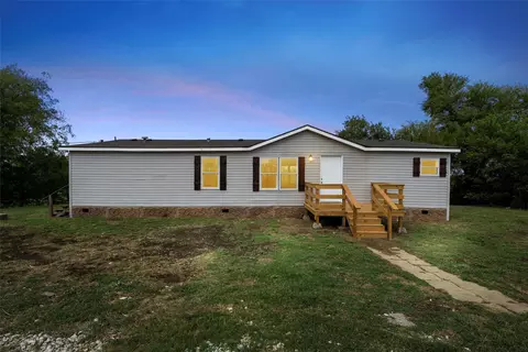 1305 Kirkland Hill Rd, Axtell, TX 76624