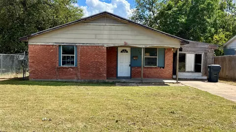 906 Cleardale Dr, Dallas, TX 75232