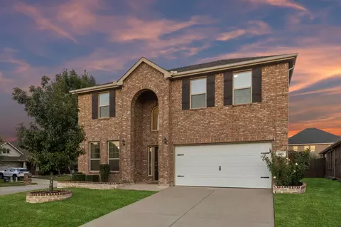 5001 Bluewater Dr, Frisco, TX 75036