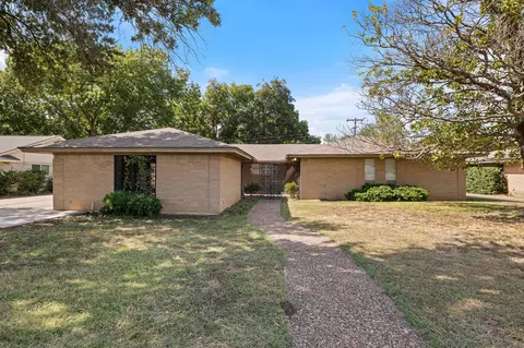 4806 South Dr, Fort Worth, TX 76132