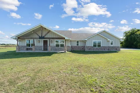 3990 W Fm 922, Valley View, TX 76272