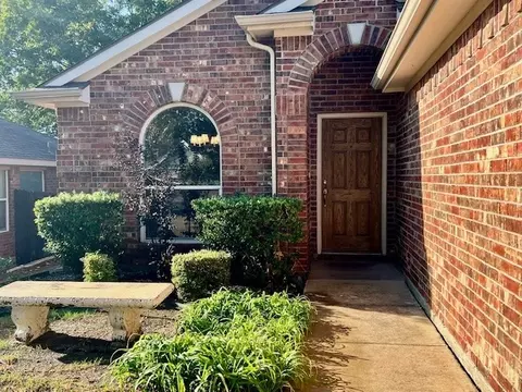 6725 Sierra Madre Dr, Fort Worth, TX 76179