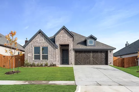 581 Red Maple Rd, Waxahachie, TX 75165