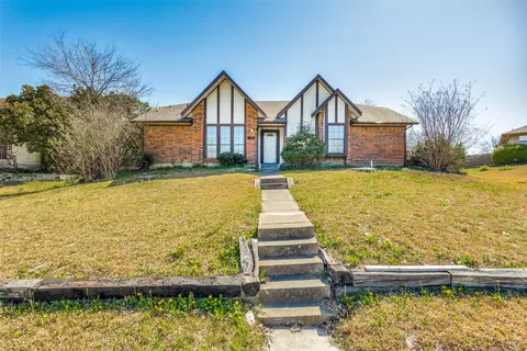 4609 Olympia Dr, Mesquite, TX 75150