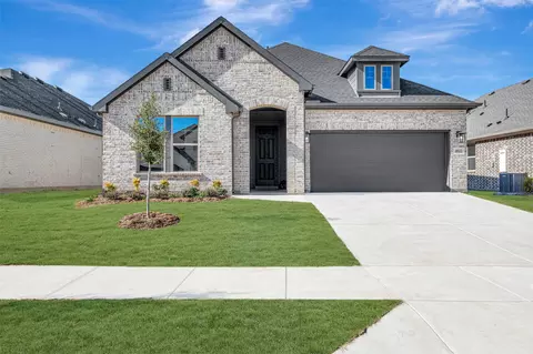4022 Yellowstone Rd, Royse City, TX 75189