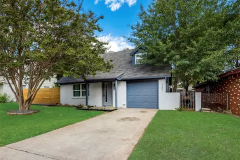 Exterior - 1201 Woodbrook St, Arlington, TX 76011 photo 1 of 7