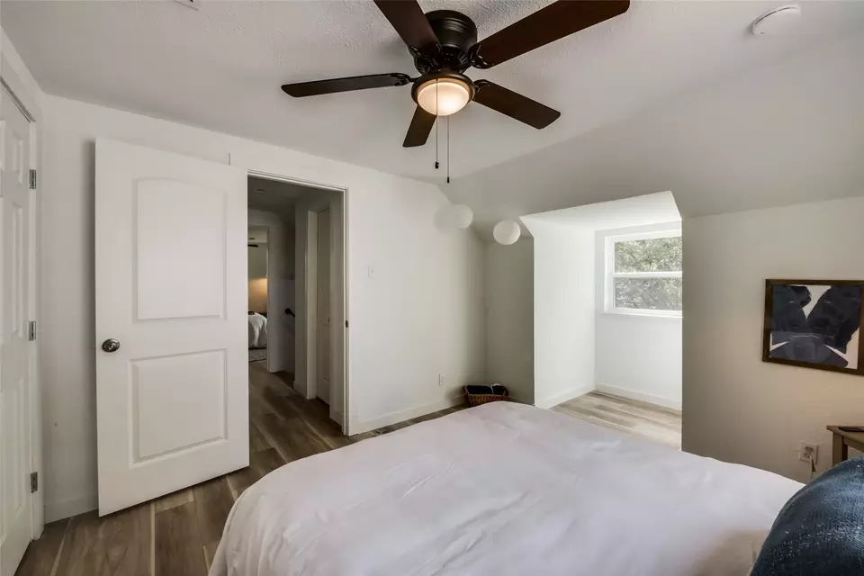 Bedroom - 1201 Woodbrook St, Arlington, TX 76011 photo 3 of 6