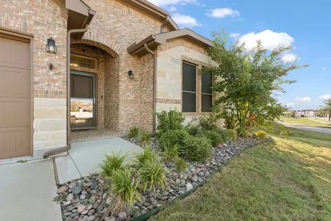 1315 Dublin Dr, Cleburne, TX 76033