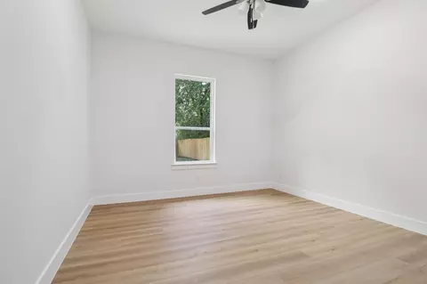 Bedroom - 1810 Kynette Dr, Euless, TX 76040 photo 9 of 11