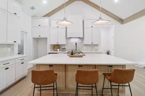 Kitchen - 1810 Kynette Dr, Euless, TX 76040 photo 1 of 5