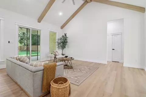 Living - 1810 Kynette Dr, Euless, TX 76040 photo 2 of 3