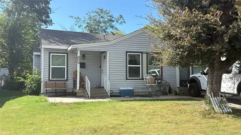 4924 Sandage Ave, Fort Worth, TX 76115
