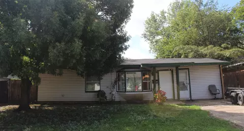 216 Alto Dr, Garland, TX 75040