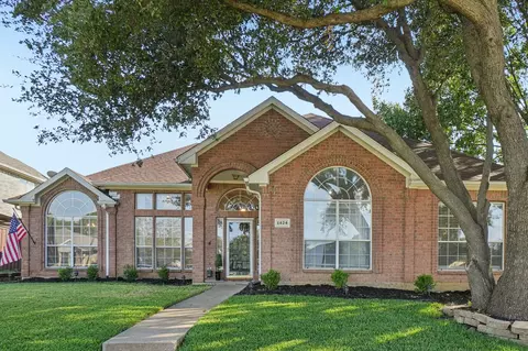 1424 Bogard Ln, Lewisville, TX 75077