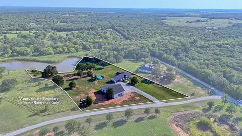 140 Lago Ln, Nocona, TX 76255