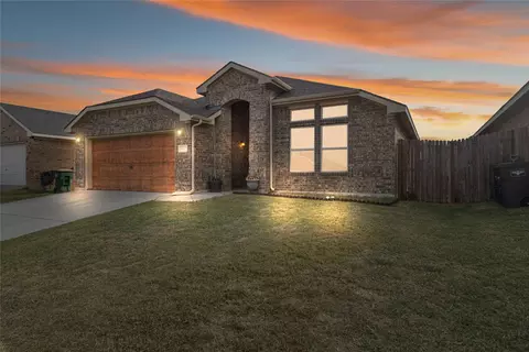 9113 Gristmill Ct, Fort Worth, TX 76179