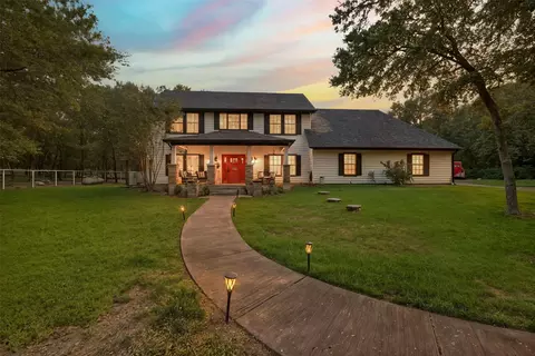 1700 Adams Ln, Azle, TX 76020