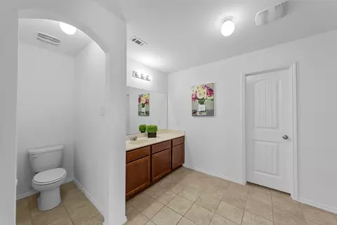 Entry Way - 2411 Fall Ct, Anna, TX 75409 photo 4 of 5