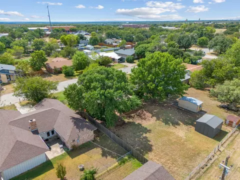 View/Area - 1402 Simms Ave, Cisco, TX 76437 photo 2 of 5