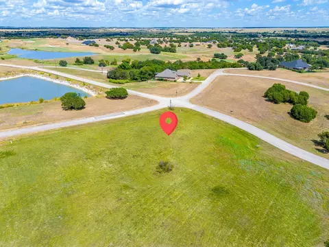 6501 Berkshire Dr, Cleburne, TX 76033